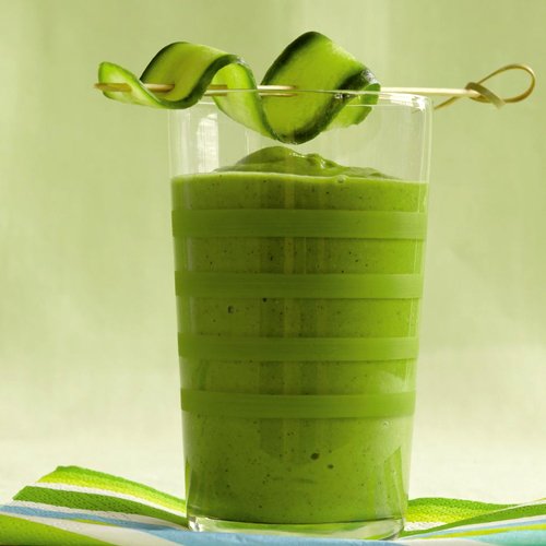 Dr Della Parker_Summer Smoothies For The Whole Family